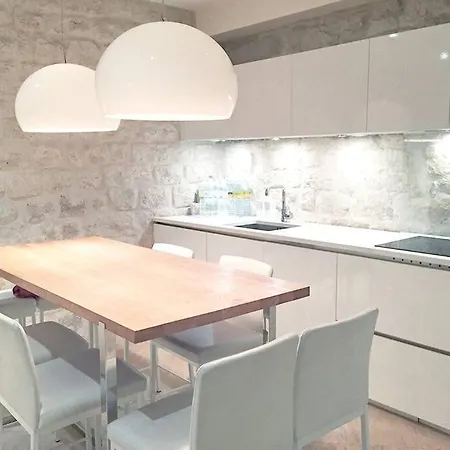 Duplex Sur 2 Etages - Le Marais - Centre * Paříž