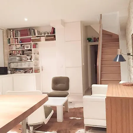Duplex Sur 2 Etages - Le Marais - Centre Apartmán